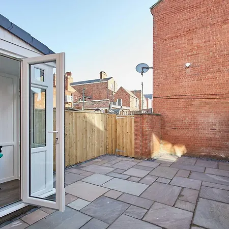 Jule'S Apartment Royal Tunbridge Wells Exterior photo